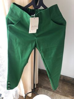 Celana stretch hijau botol