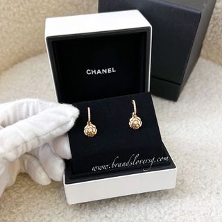 Cheap chanel hotsell accessories