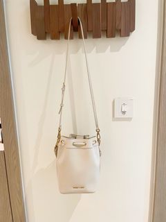（分類：）位於 。 由 sandyyys 提交（商品編號 1239185612，圖片 1）。簡介： 。