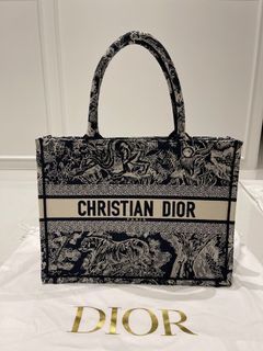 Large Dior Book Tote Latte Multicolor Dior Jardin d'Hiver Embroidery (42 x  35 x 18.5 cm)