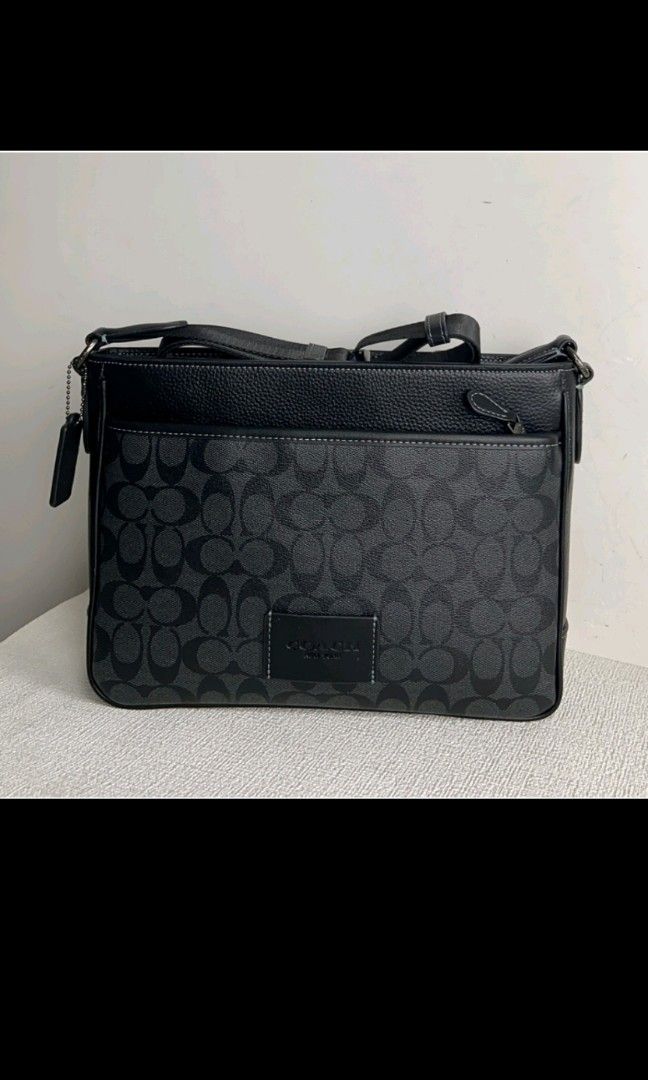 Coach Messenger Bag, Men's Fashion, Bags, Sling Bags on Carousell