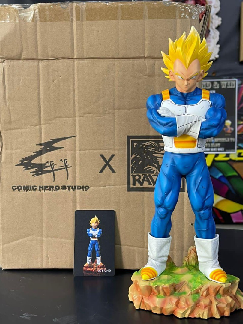 Comic Hero x Raven Studio Dragon Ball Z SSJ Vegeta