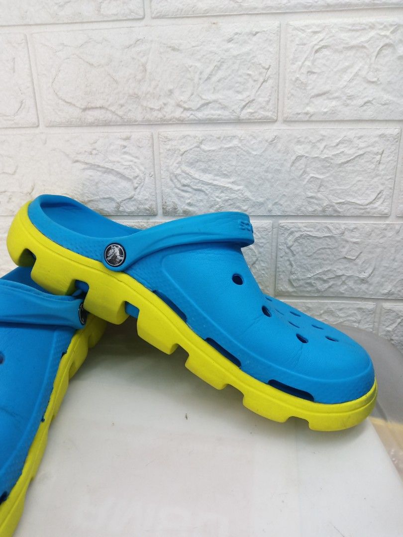 Crocs Sandal, Men's Fashion, Footwear, Flipflops and Slides on Carousell