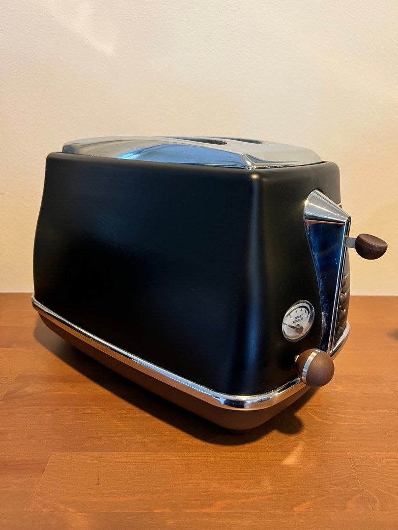 Delonghi 2 hotsell slice toaster black