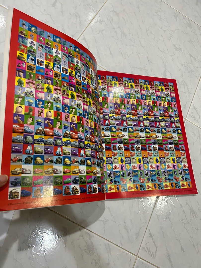 Disney 2000 Stickers with over 75 Activities, Hobbies & Toys, Books ...