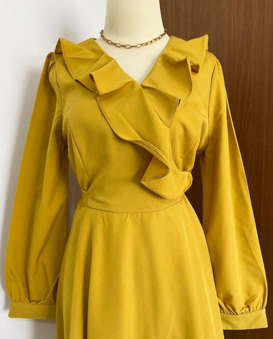 Dress Romantic&Luxury Chic Line, Fesyen Wanita, Pakaian Wanita, Gaun ...