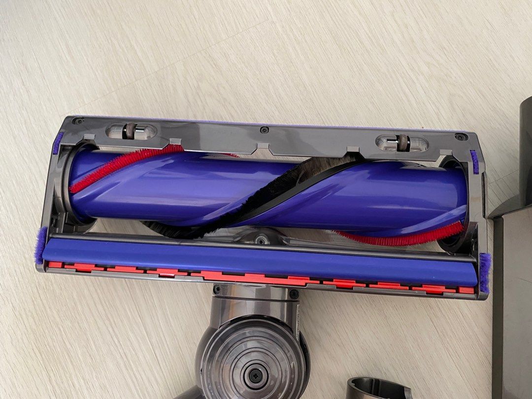 Dyson v11 accessories carpet, TV & Home Appliances, Vacuum Cleaner