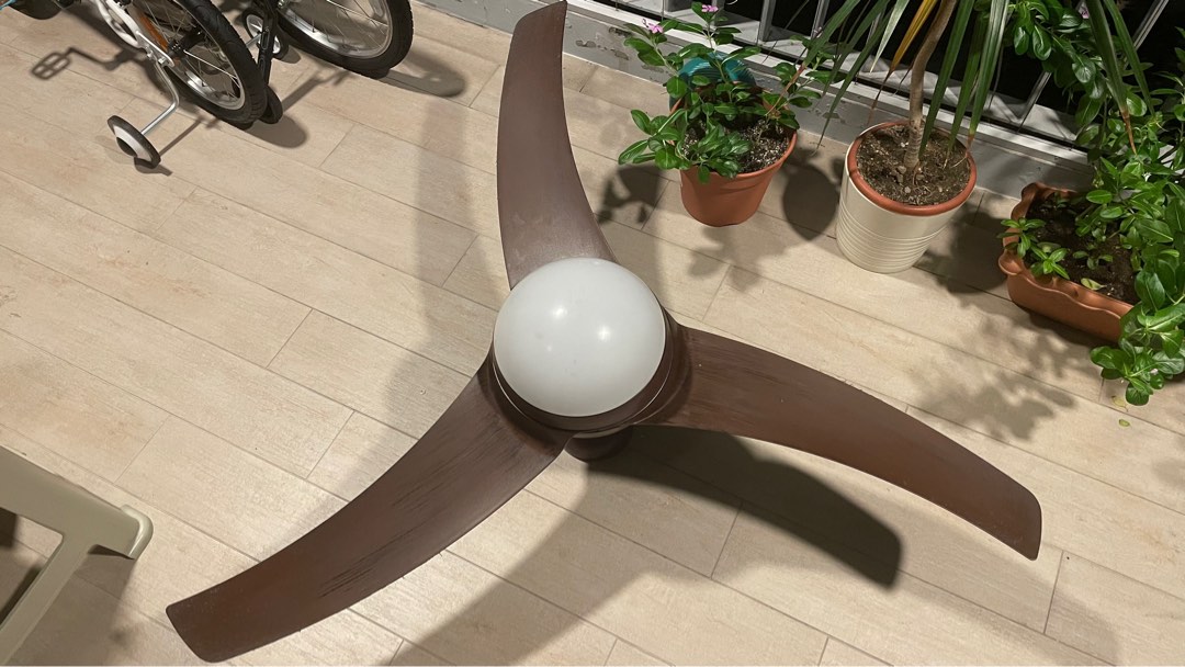 Fanco Ceiling Fan need minor repair, Furniture & Home Living, Lighting & Fans, Fans on Carousell
