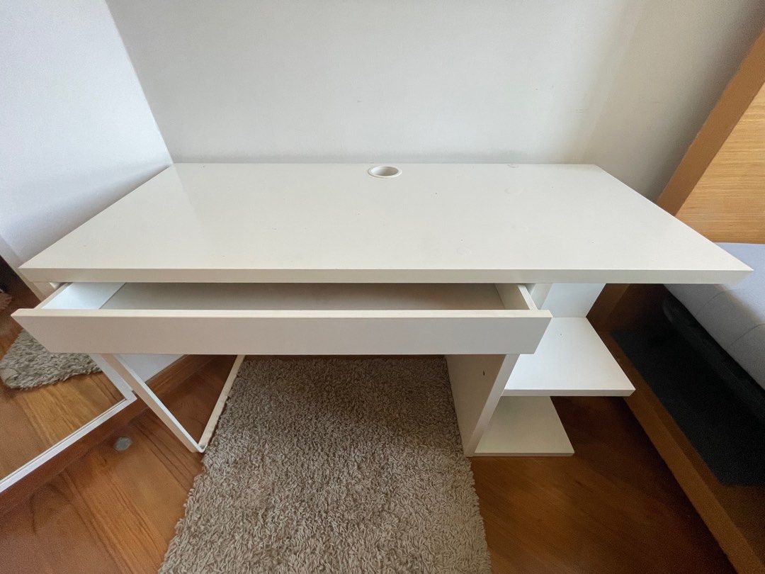 Ikea micke desk kijiji sale