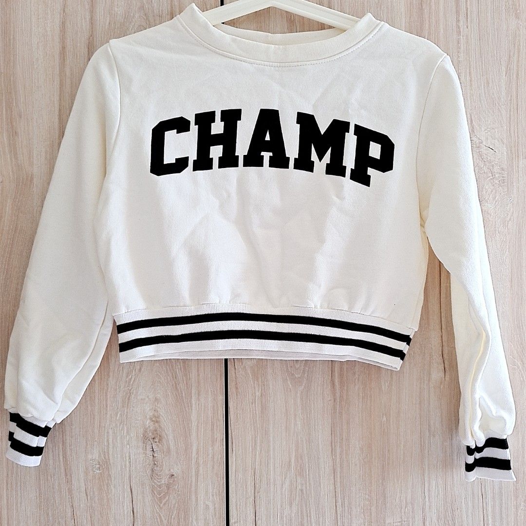 Free champion champ sweater pullover long sleeve crop top giveaway