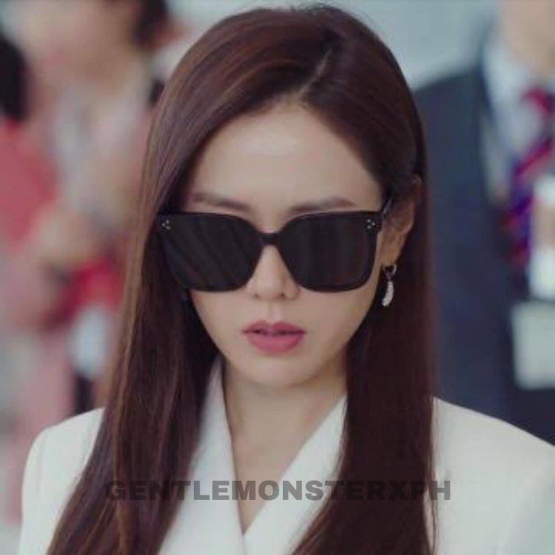 Gentle Monster Her 01 Sunglass with Box Set, Women's Fashion, Watches ...