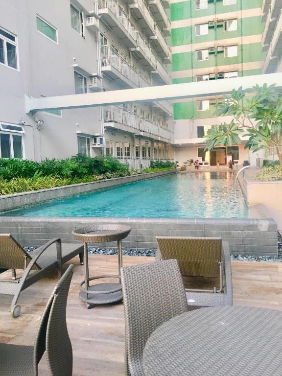 GREEN RESIDENCES Condo For Sale in TAFT AVE. (DLSU) De La Salle