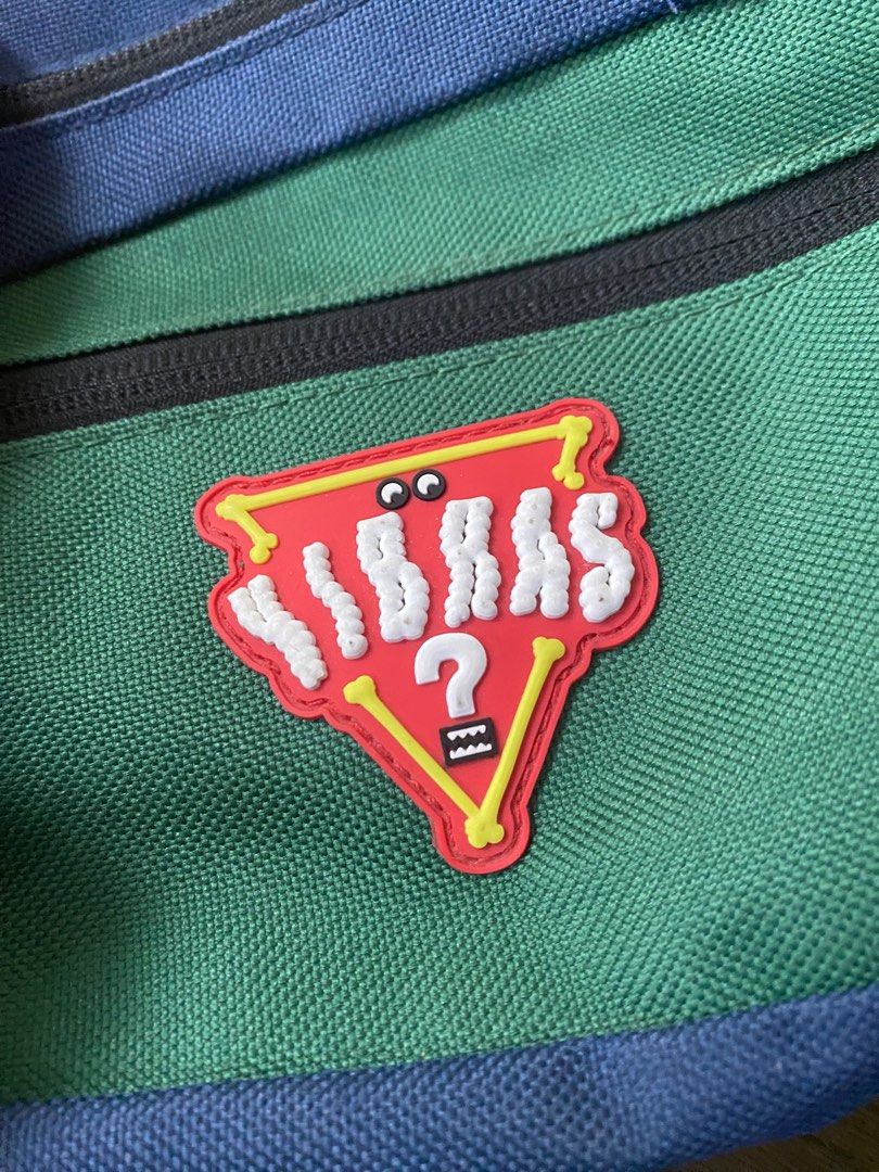 Vibras top fanny pack