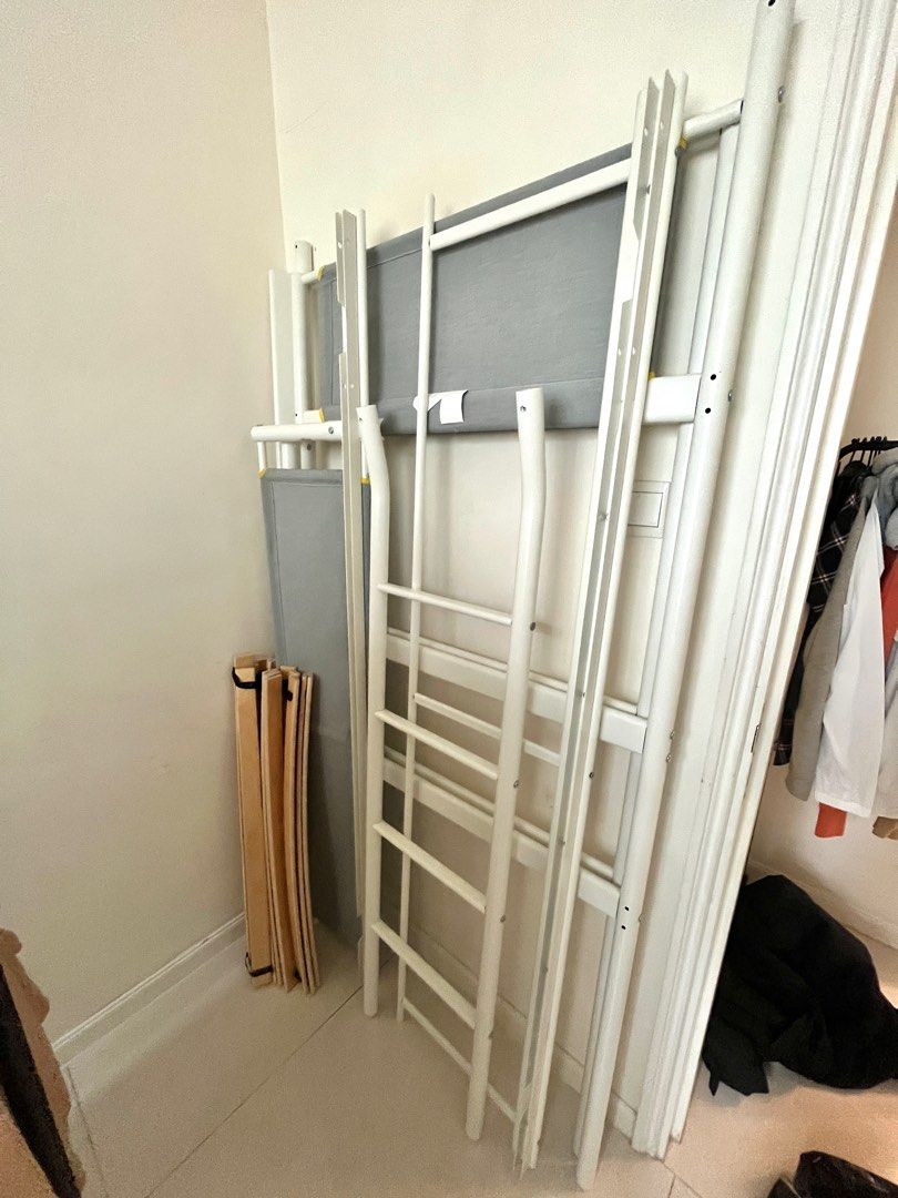 IKEA VITVAL LOFT BED FRAME, 傢俬＆家居, 傢俬, 床架及床褥 Carousell