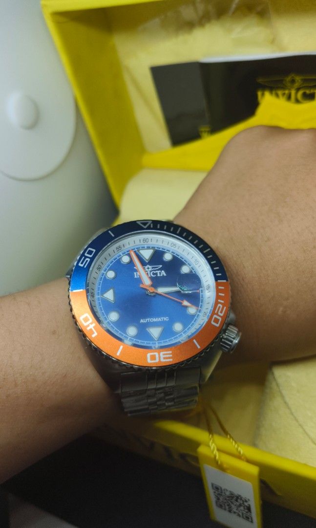 Invicta 30415 on sale