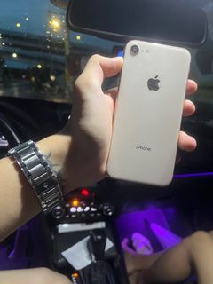 iPhone 8 256g 玫瑰金