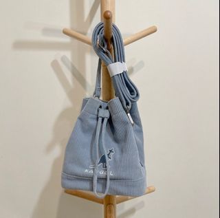 Kangol 寶寶藍燈芯絨水桶包(手提/肩背/斜背)