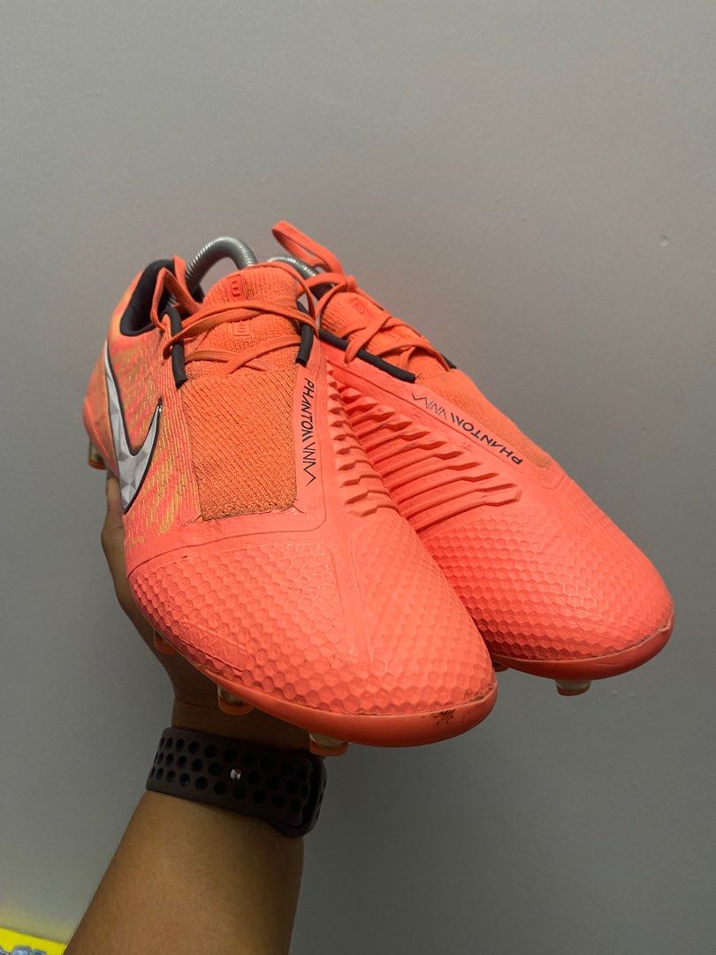 kasut bola nike phantom