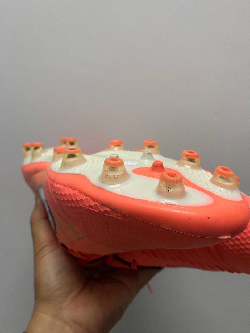 kasut bola nike phantom