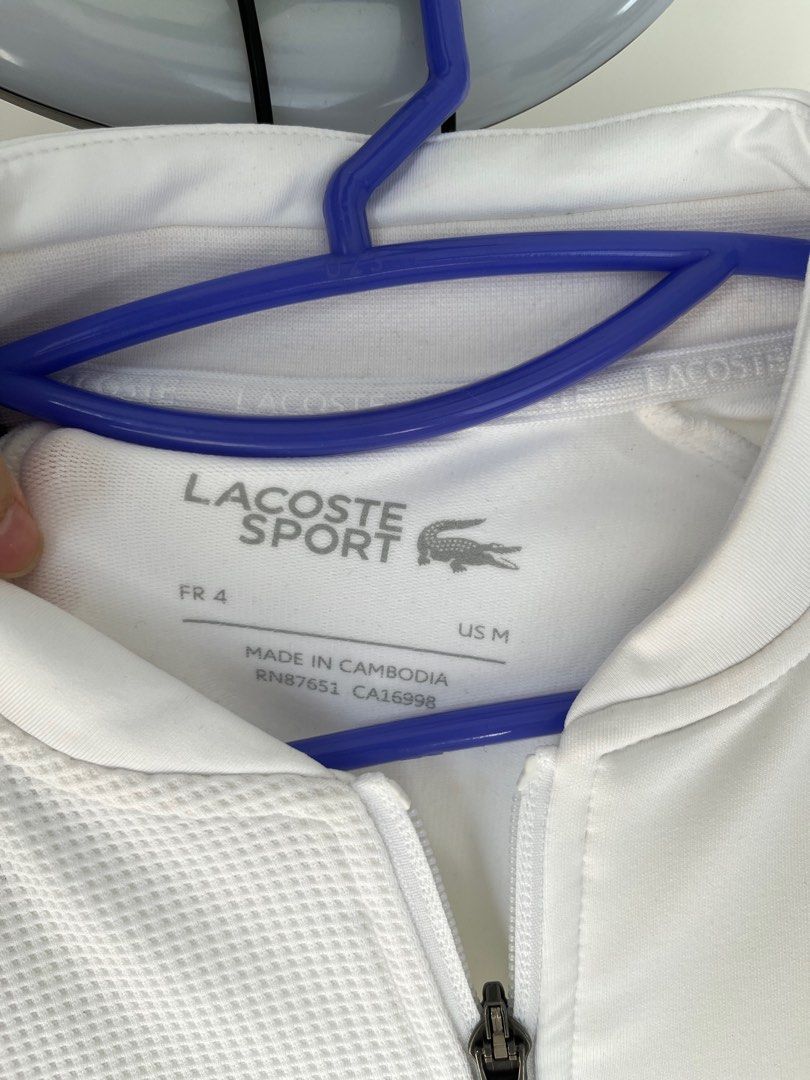 LACOSTE SPORT size M STAINNED