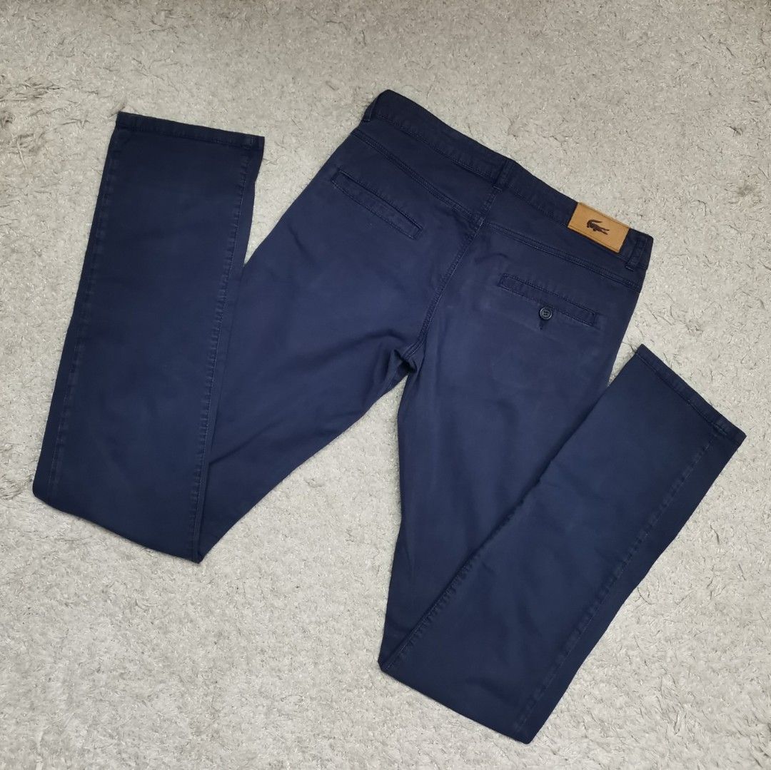 Chino lacoste slim fit deals