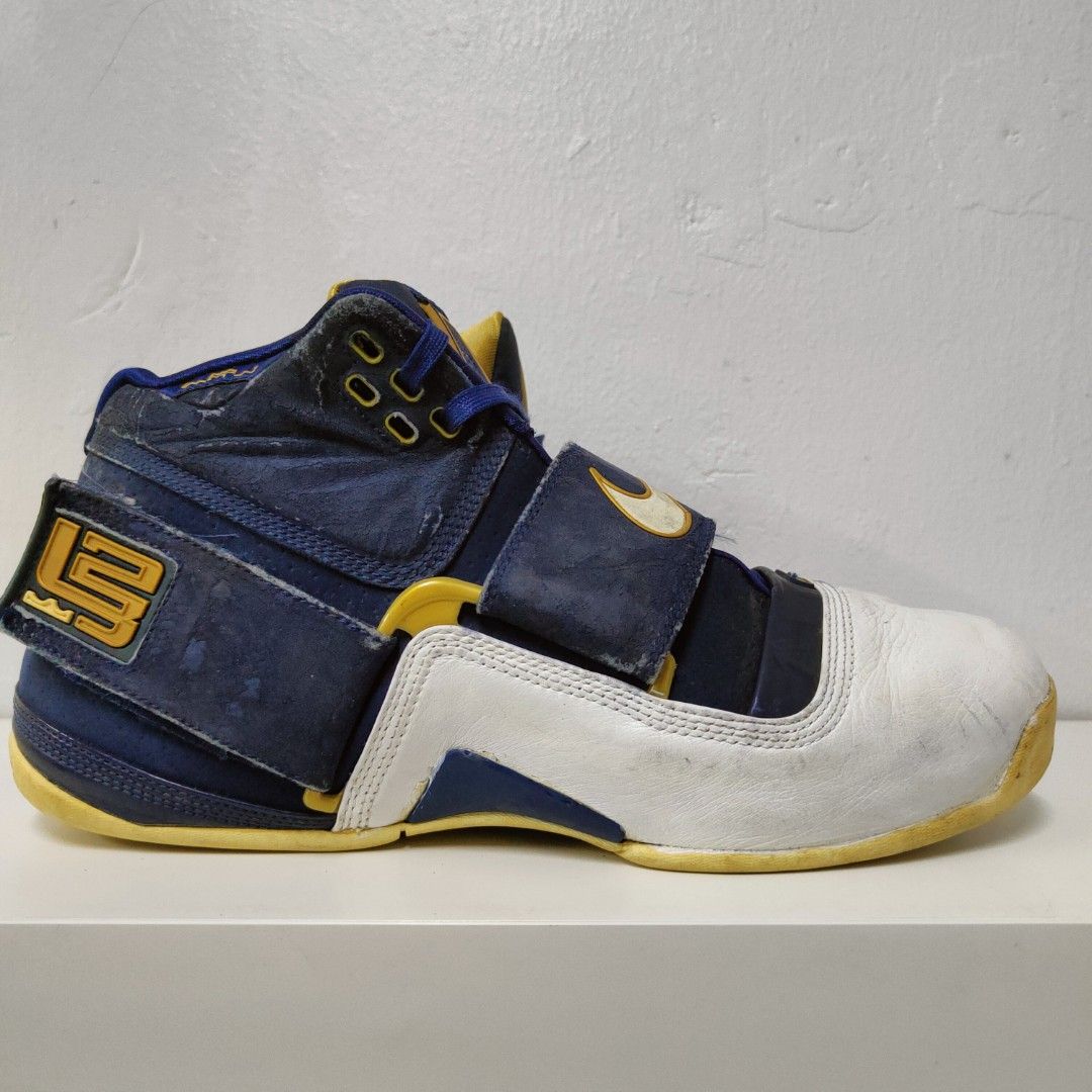 Lebron soldier 1 discount yellow and black
