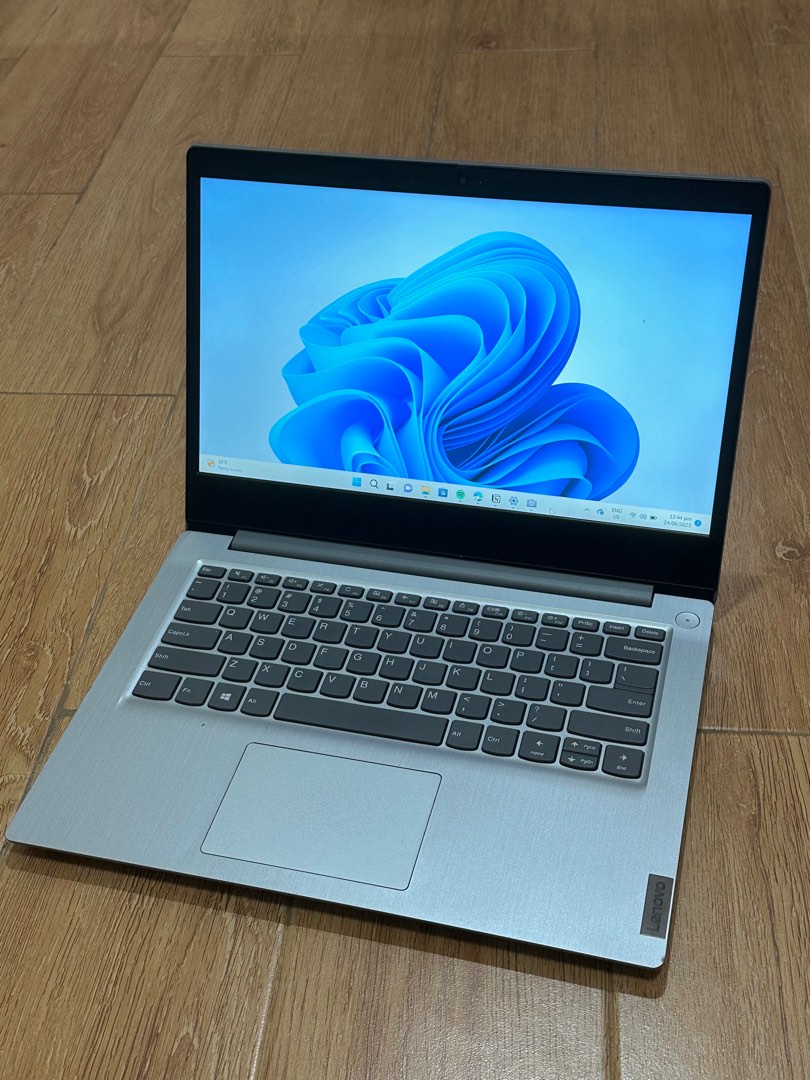 Lenovo IdeaPad 3 on Carousell