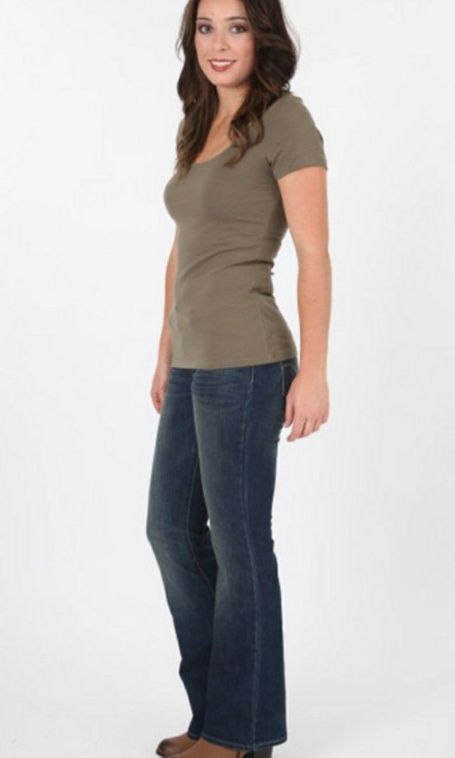 Levis bold curve best sale bootcut
