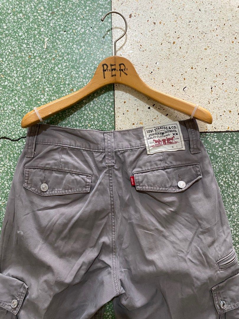 Levis Cargo pants on Carousell