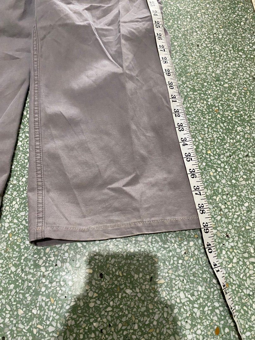 Levis Cargo pants on Carousell