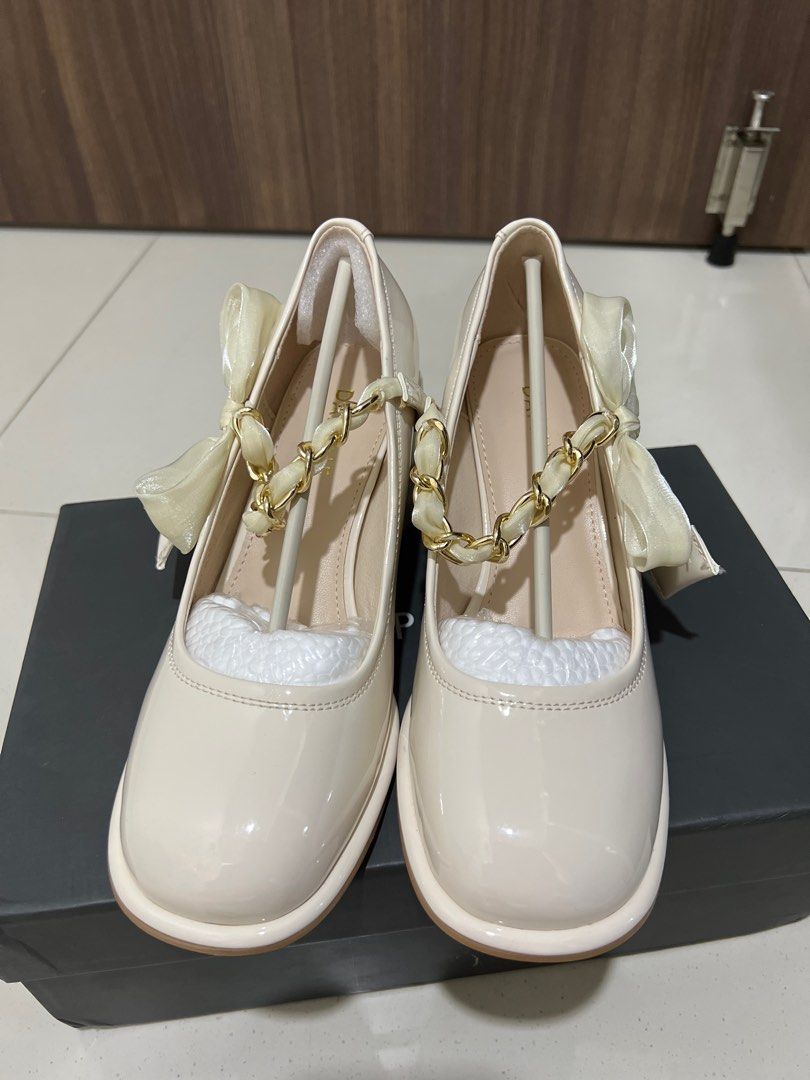 Mary jane shoes size 3 sales