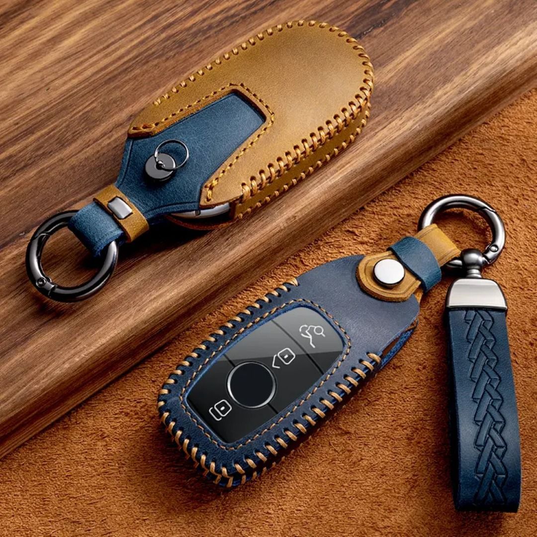 Mercedes key outlet holder