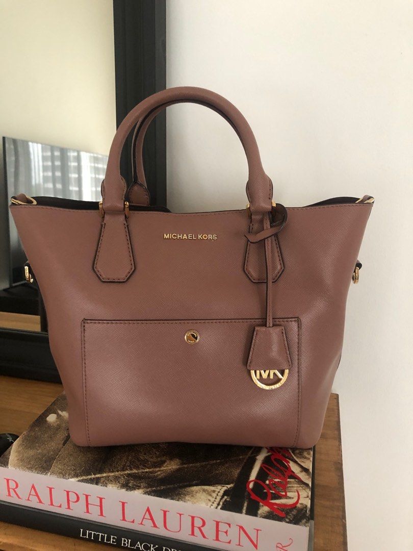 Michael kors black online purse with tan straps
