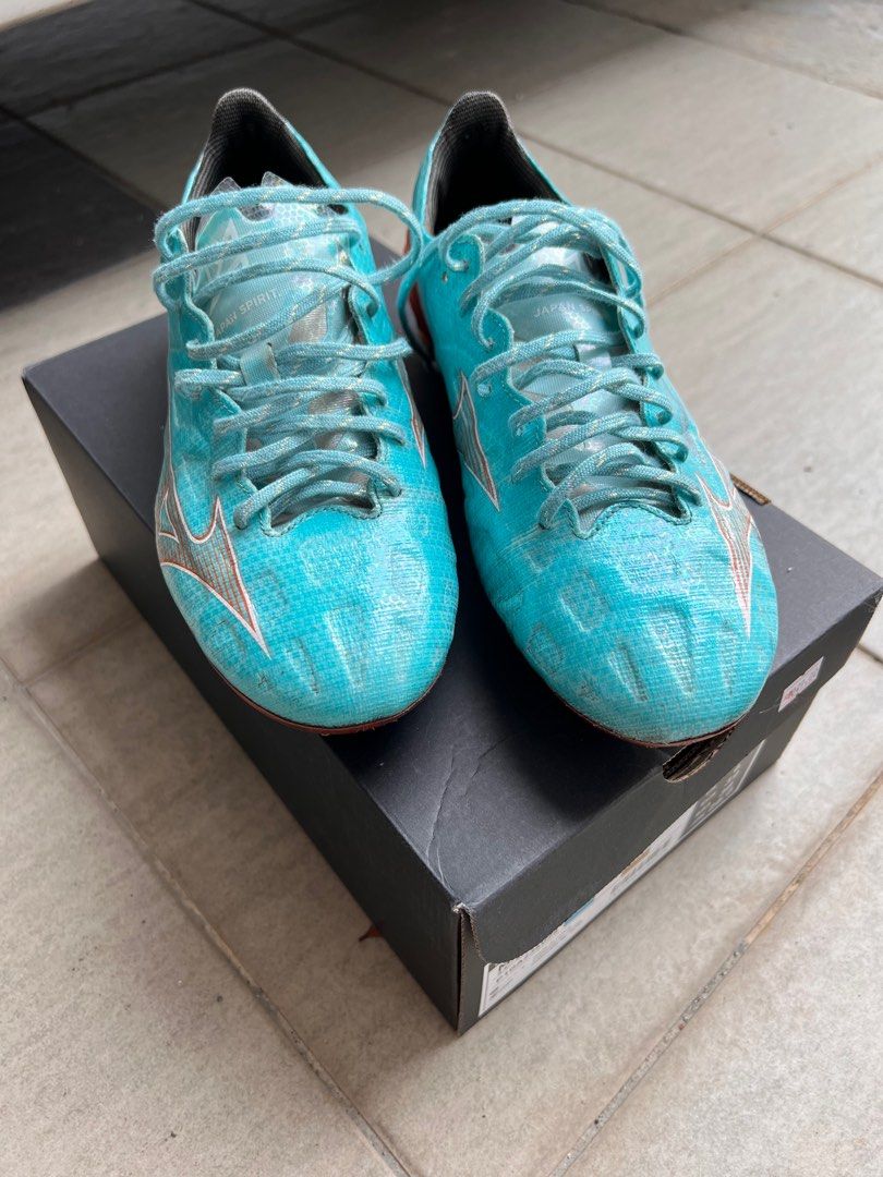 Mizuno 2024 blue fire