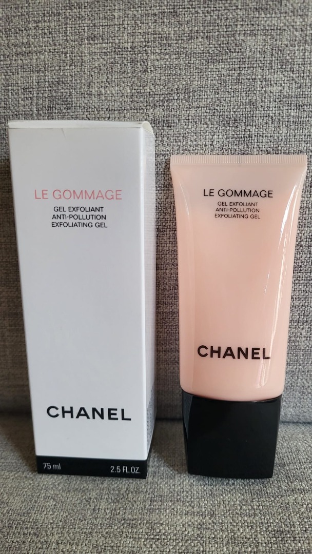 NEW CHANEL Le Gommage Exfoliating Gel 微藻亮肌磨砂啫喱, 美容＆化妝品, 健康及美容- 皮膚護理, 面部-  面部護理- Carousell
