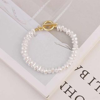 (Category: ) located in . Submitted by atenn_preloved (Listing ID 1239160838, Image 1). Description: .