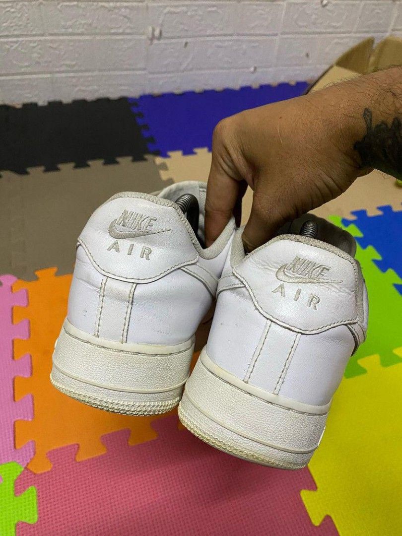 harga af1 triple white