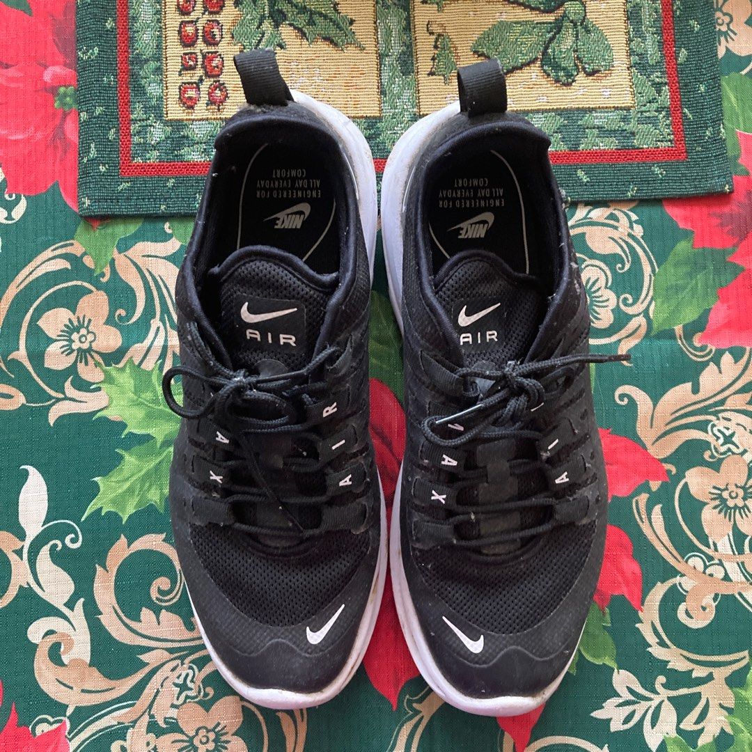 Nike air max black size 8 hotsell