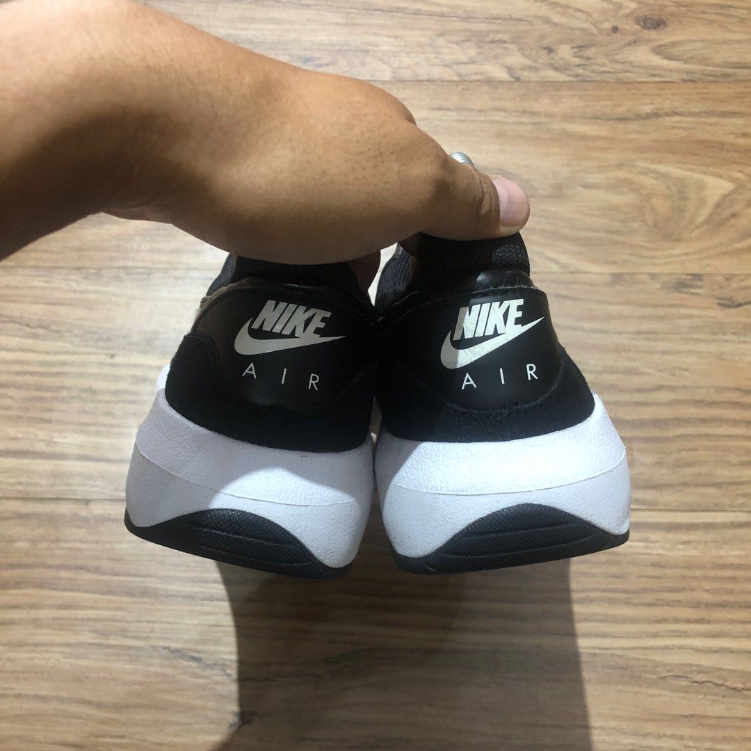 Nike air hot sale max nostalgic outfit