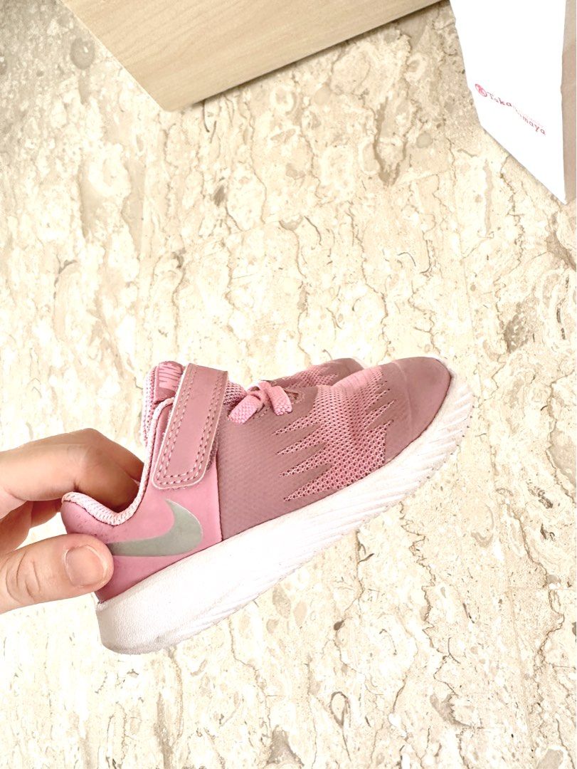 Nike Baby running Shoes, Babies & Kids, Babies & Kids Fashion on Carousell