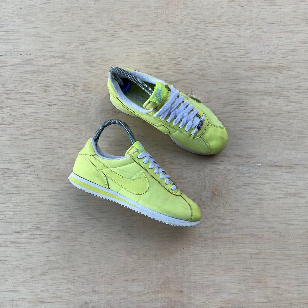 Lime green nike clearance cortez