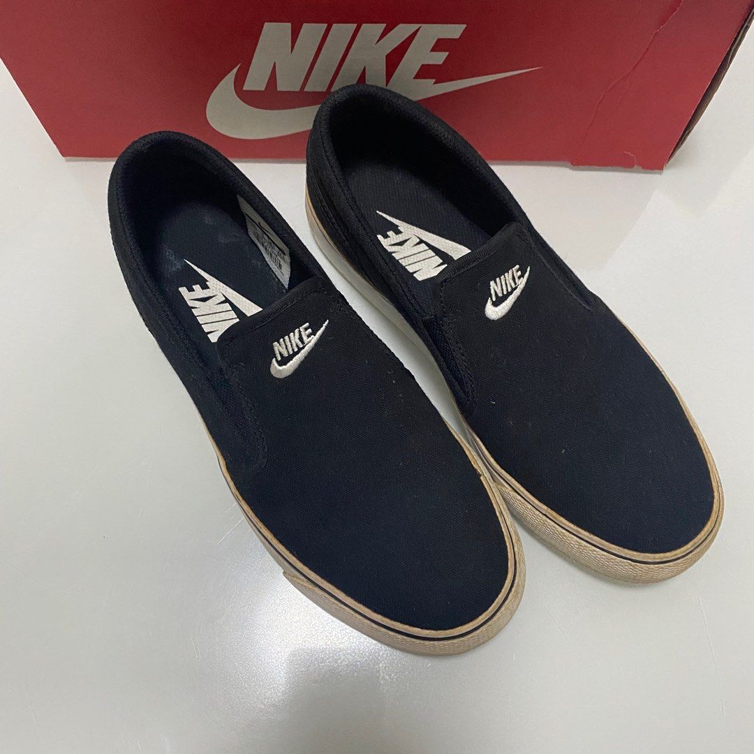 sneakers slip on nike