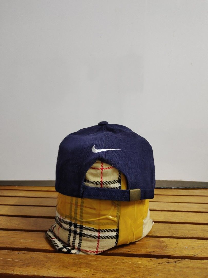 swoosh cap nike
