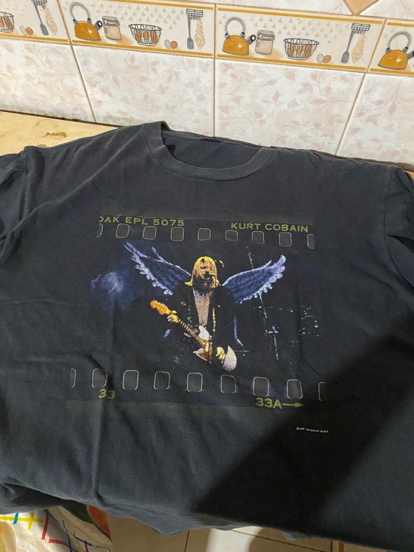 Nirvana kurt Cobain angel wings on Carousell