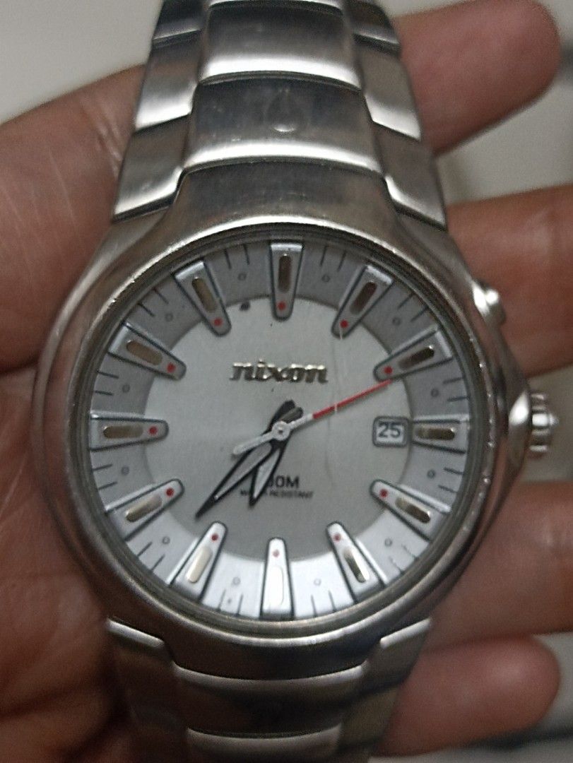 Nixon the venture store
