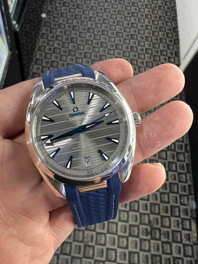 Omega master clearance chronometer calibre 8900