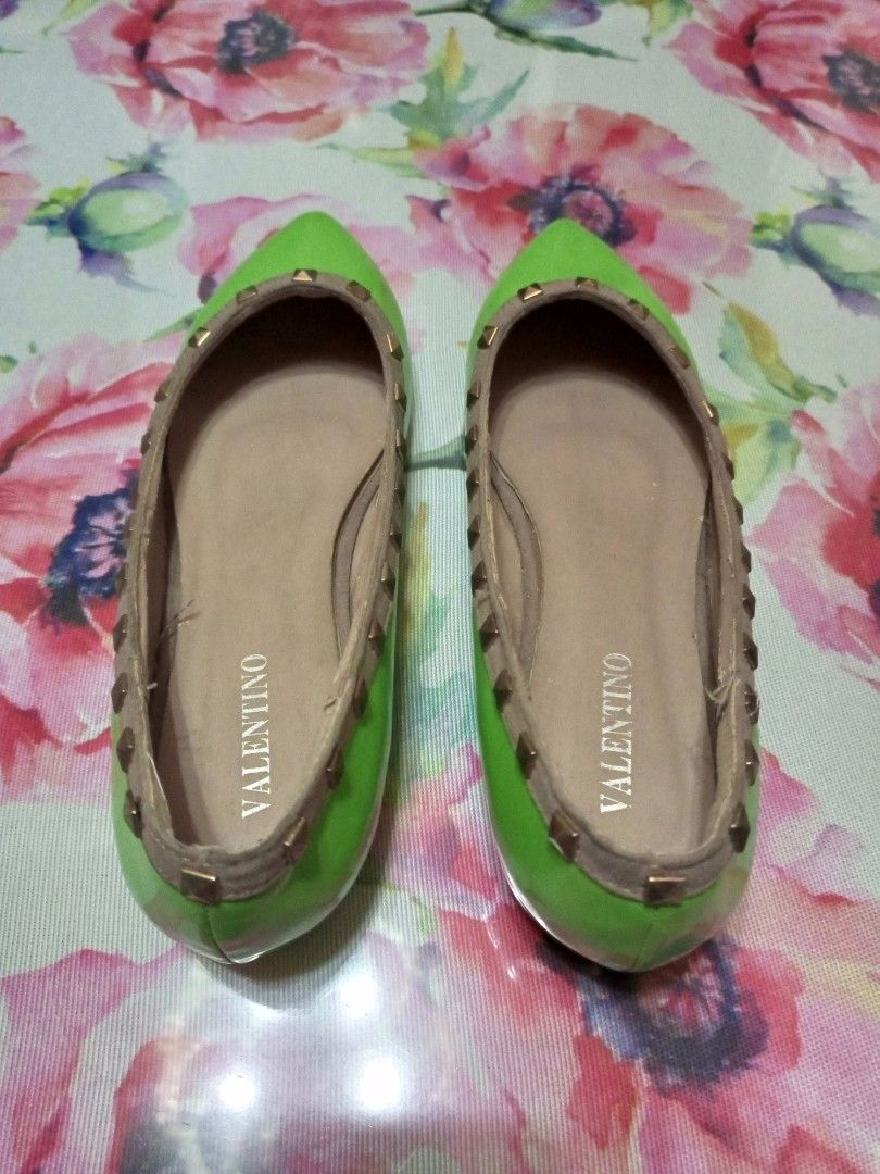 Original Valentino flat shoes on Carousell