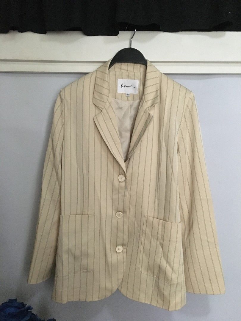Pinstripe Cream Blazer on Carousell