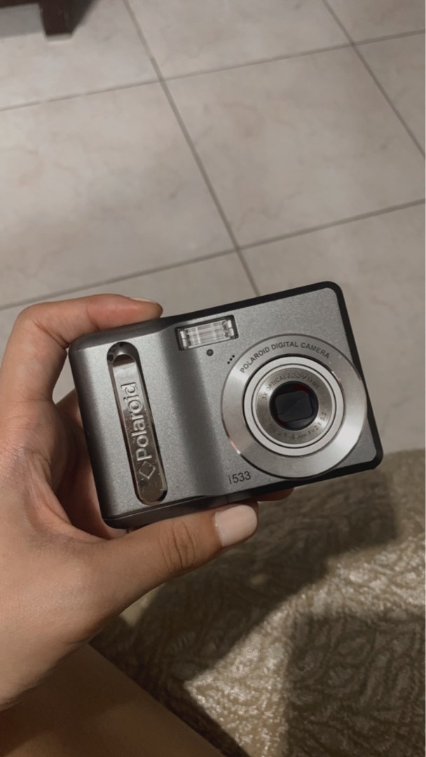 Polaroid i533 Digital Camera, Photography, Cameras on Carousell