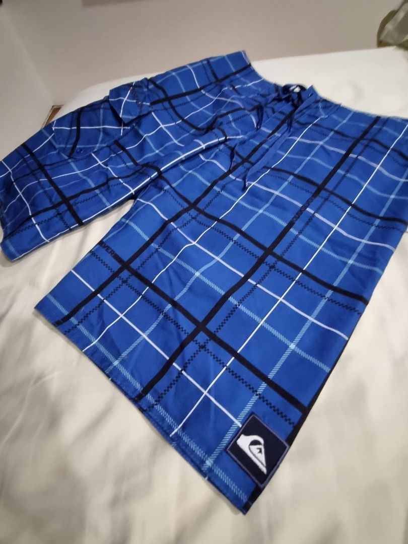 Quiksilver plaid shorts top